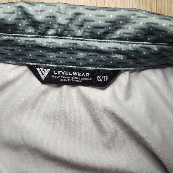 Levelwear Women’s Long-Sleeve Golf Polo – Size XS (New Without Tags) - Picture 2 of 3